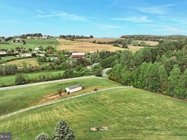 ARNOLD ROAD, GLENVILLE, PA 17329