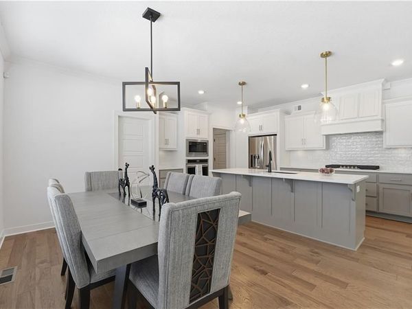 18926 Ocheltree Street, Spring Hill, KS 66083