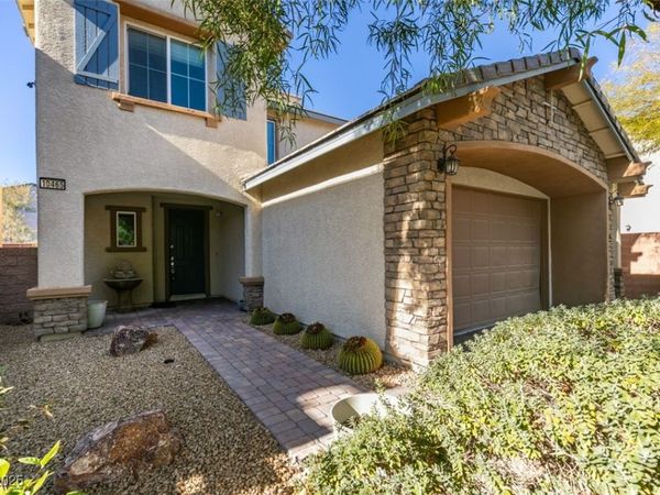 10465 Saddle Mountain Street, Las Vegas, NV 89178