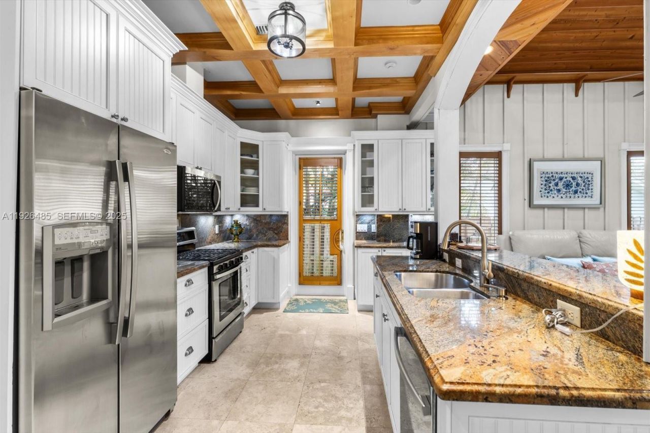 9066 SE Athena St, Hobe Sound, FL 33455 Photo