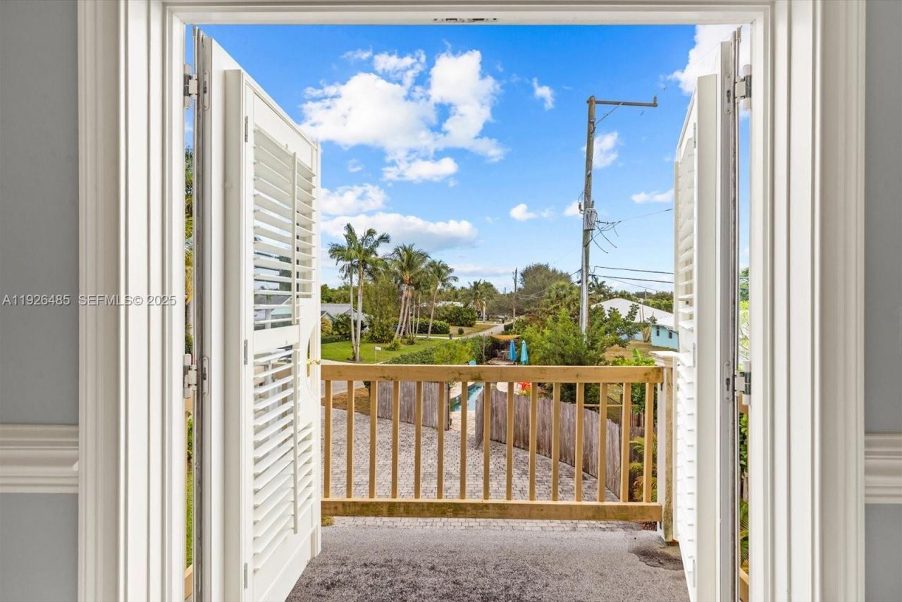 9066 SE Athena St, Hobe Sound, FL 33455 Photo