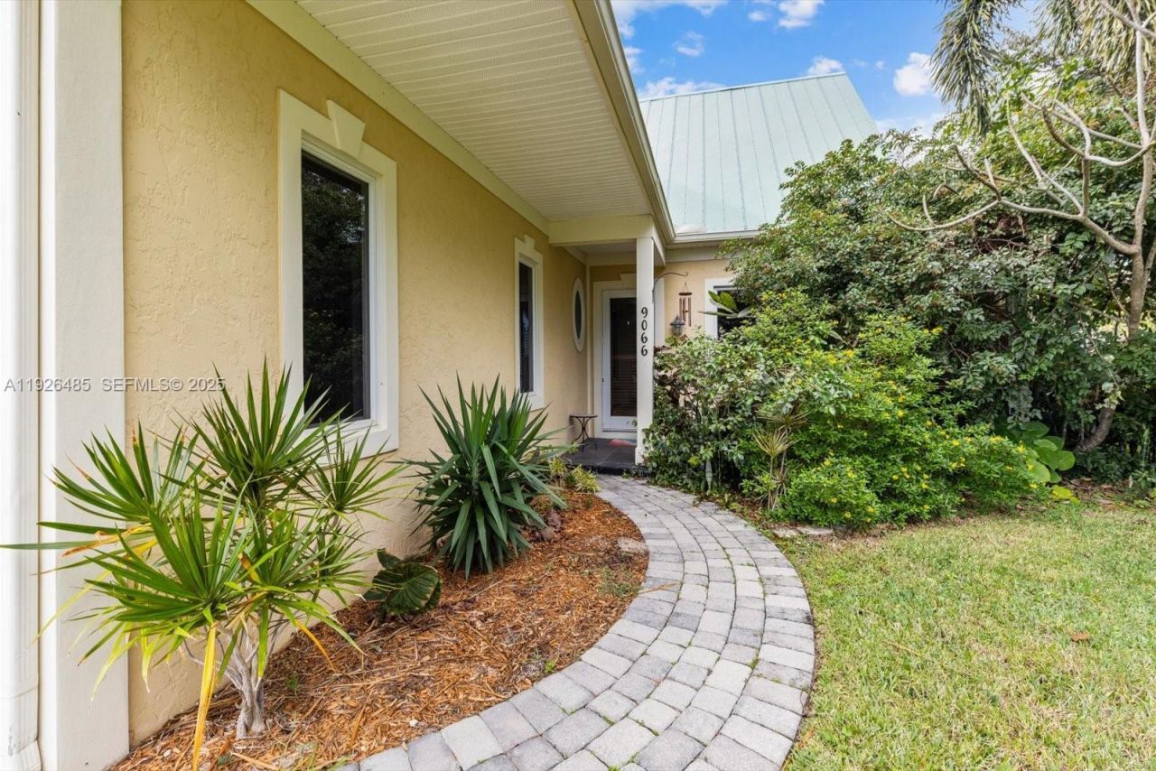 9066 SE Athena St, Hobe Sound, FL 33455 Photo