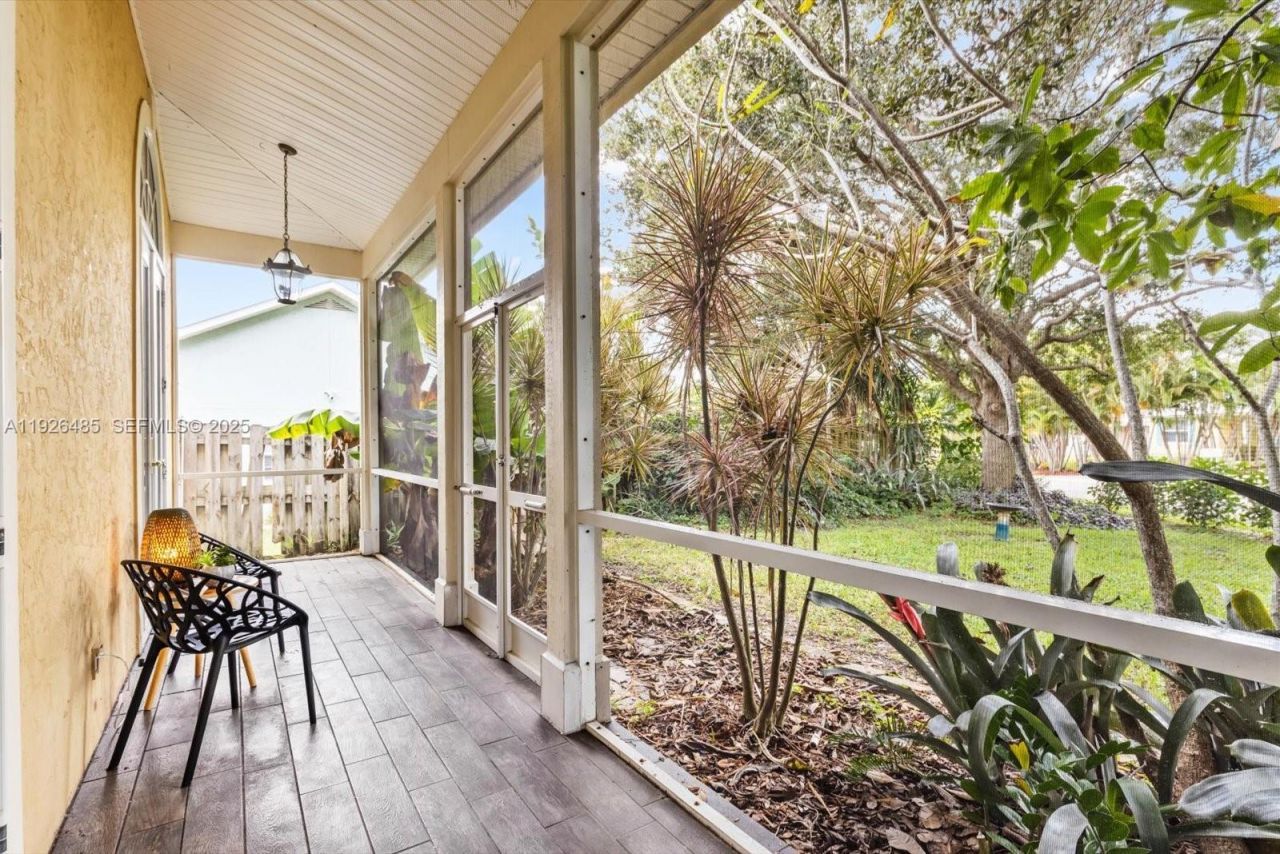 9066 SE Athena St, Hobe Sound, FL 33455 Photo