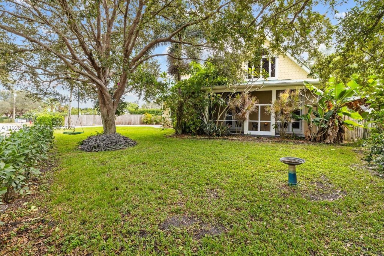 9066 SE Athena St, Hobe Sound, FL 33455 Photo