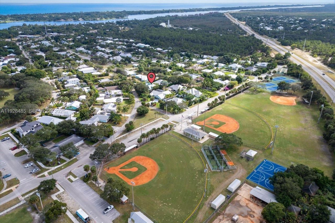 9066 SE Athena St, Hobe Sound, FL 33455 Photo