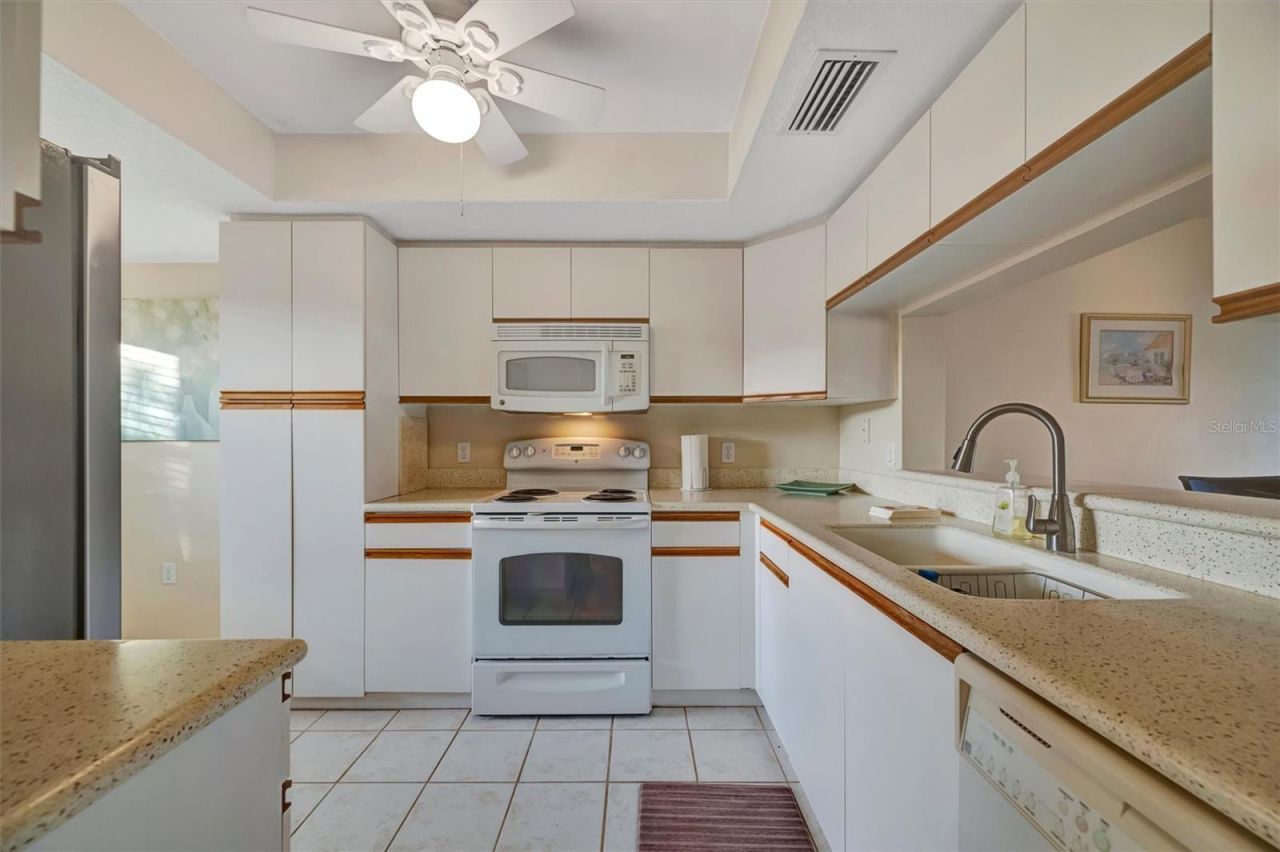 6507 Stone River Road, Unit 105, Bradenton, FL 34203 Photo