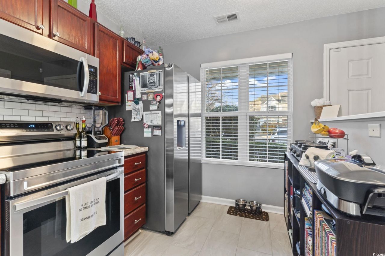 1241 Shoebridge Dr. Photo 8