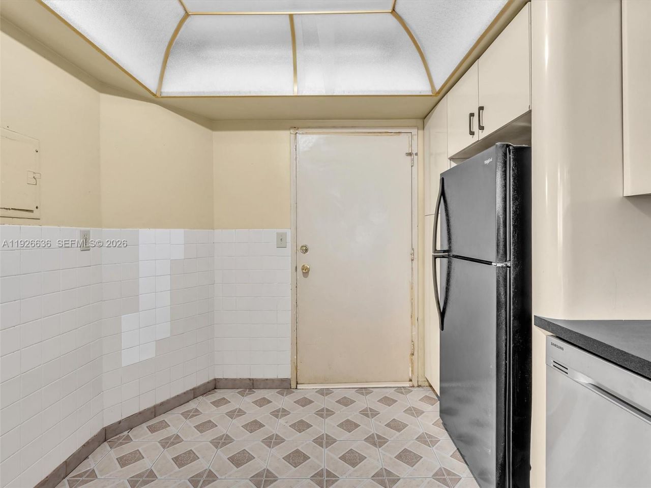 1301 NE Miami Gardens Dr, Unit 813W, Miami, FL 33179 Photo