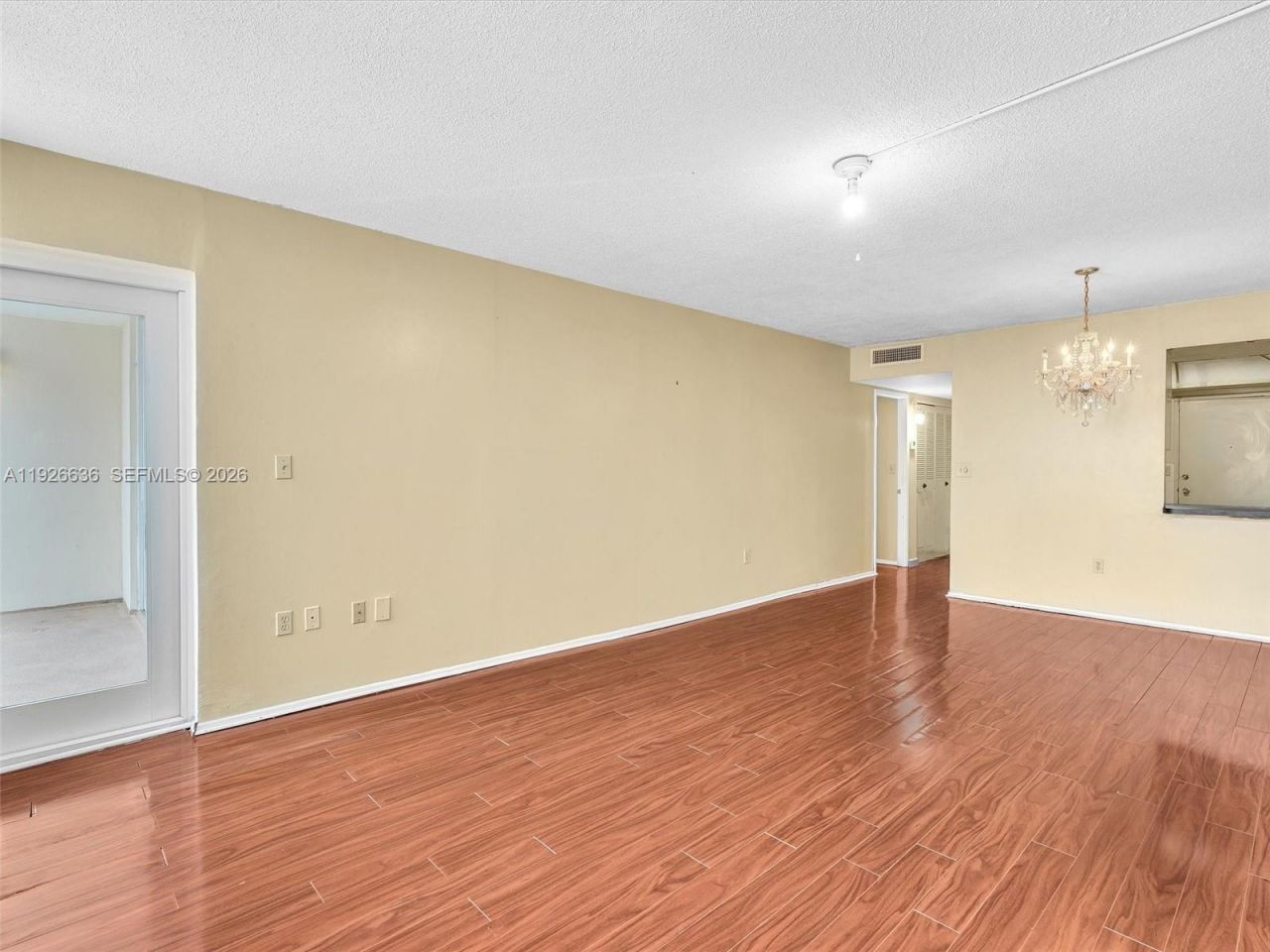 1301 NE Miami Gardens Dr, Unit 813W, Miami, FL 33179 Photo