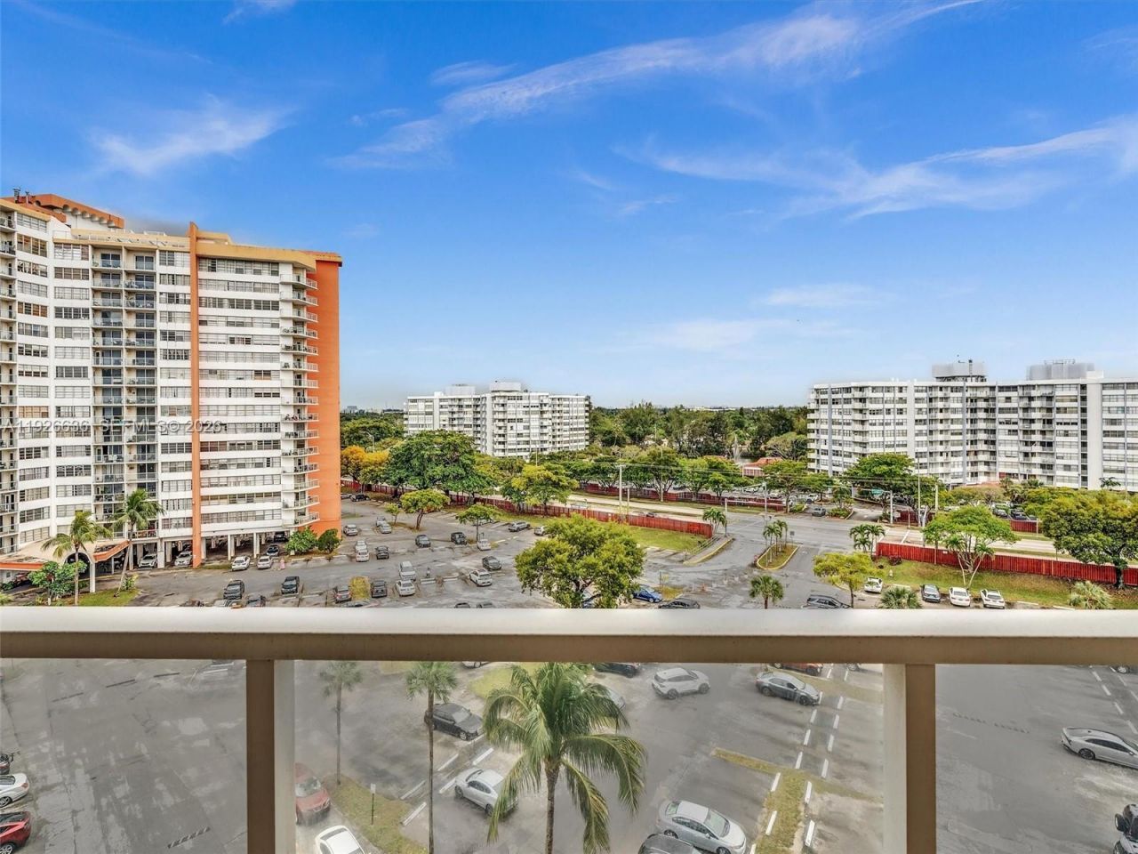 1301 NE Miami Gardens Dr, Unit 813W, Miami, FL 33179 Photo