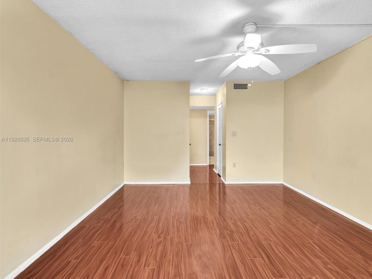 1301 NE Miami Gardens Dr, Unit 813W, Miami, FL 33179 Photo