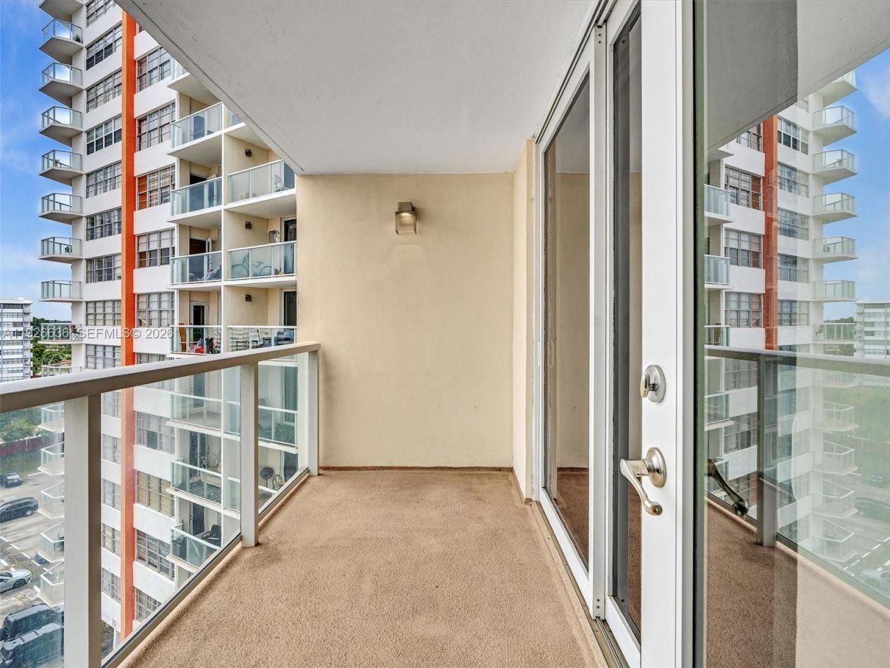 1301 NE Miami Gardens Dr, Unit 813W, Miami, FL 33179 Photo