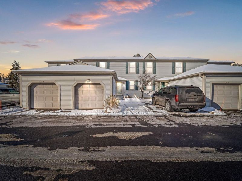 217 Macandrews Way, Unit 61C, Blacklick, OH 43004 Photo 2