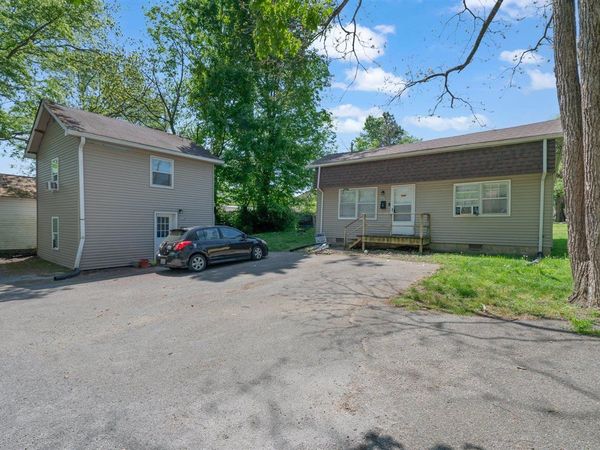 402 E Wayne Street 402 A & B E Wayne Street, Glasgow, KY 42141