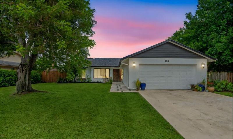 160 Parkwood Drive, Royal Palm Beach, FL 33411 Photo