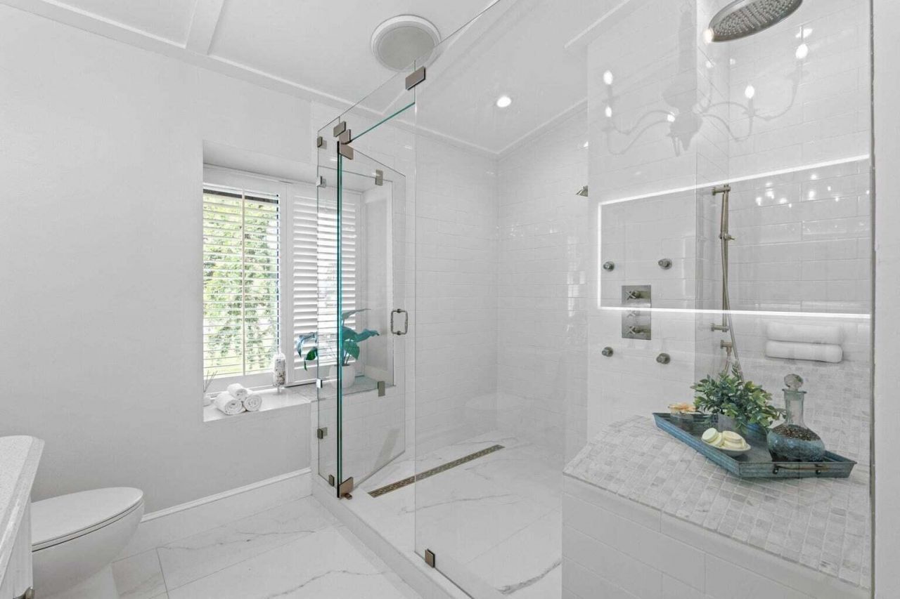 160 Parkwood Drive, Royal Palm Beach, FL 33411 Photo