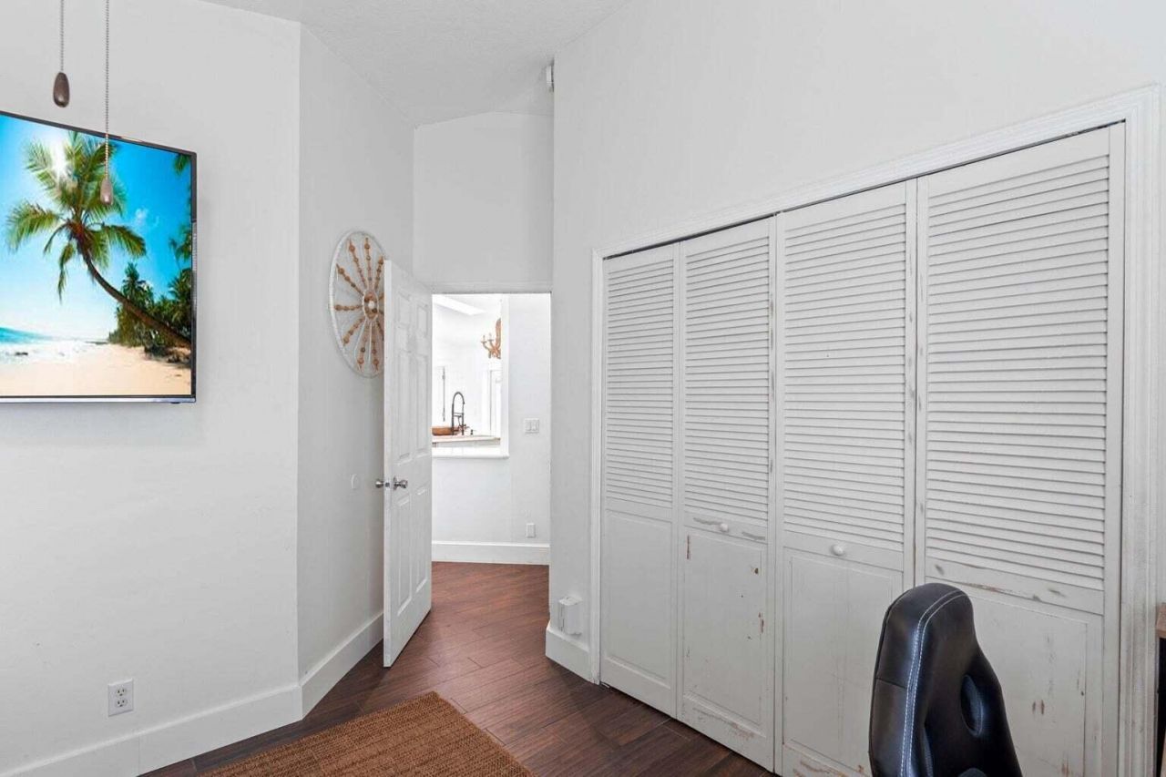 160 Parkwood Drive, Royal Palm Beach, FL 33411 Photo