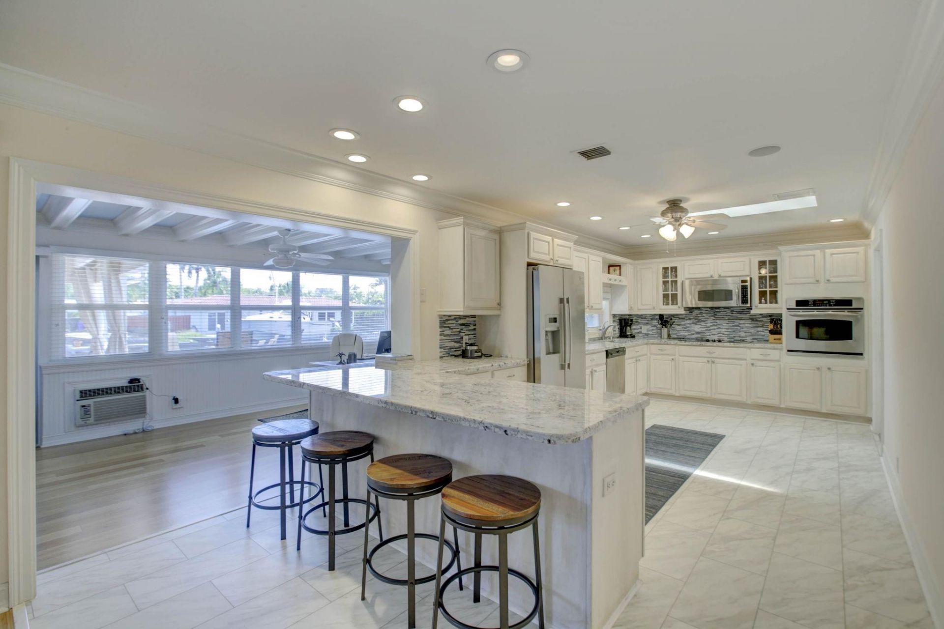 1920 Waters Edge, Pompano Beach, FL 33062 Photo