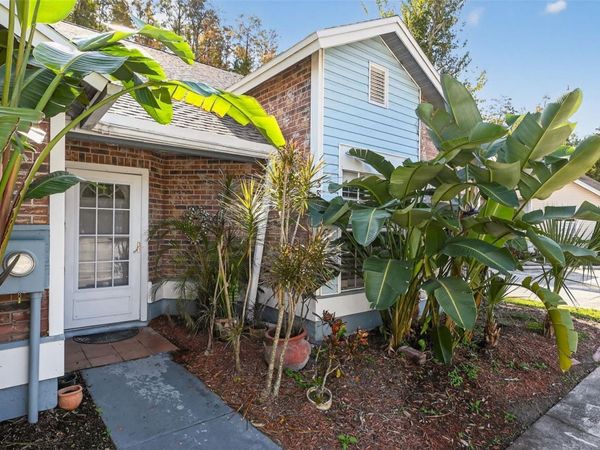 5812 RED CEDAR LANE, TAMPA, FL 33625