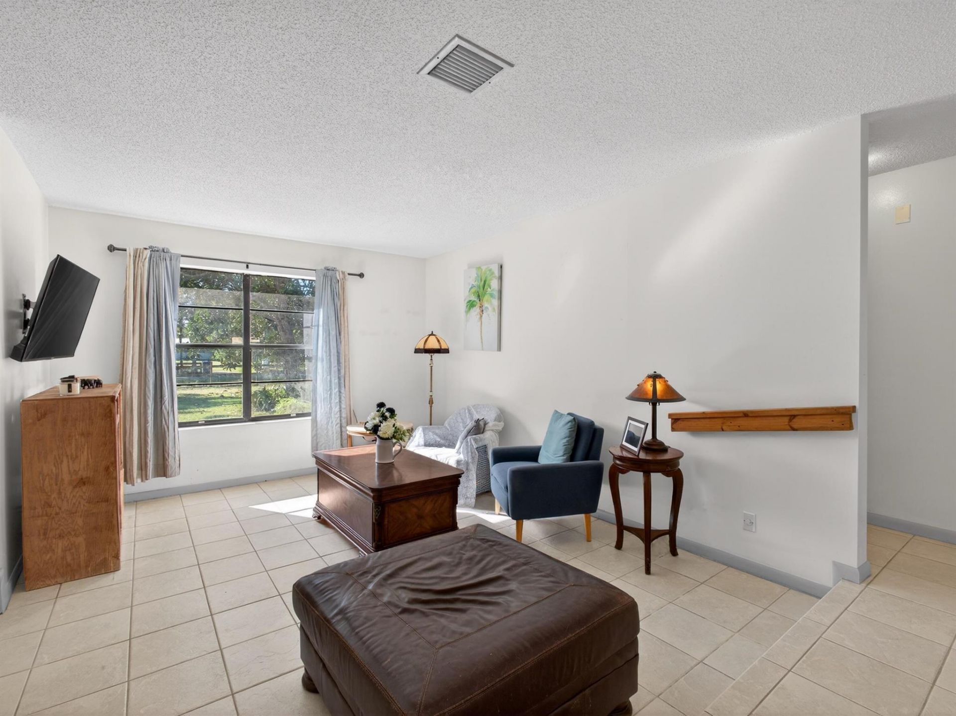 16319 E Cheltenham Drive E, Loxahatchee, FL 33470 Photo