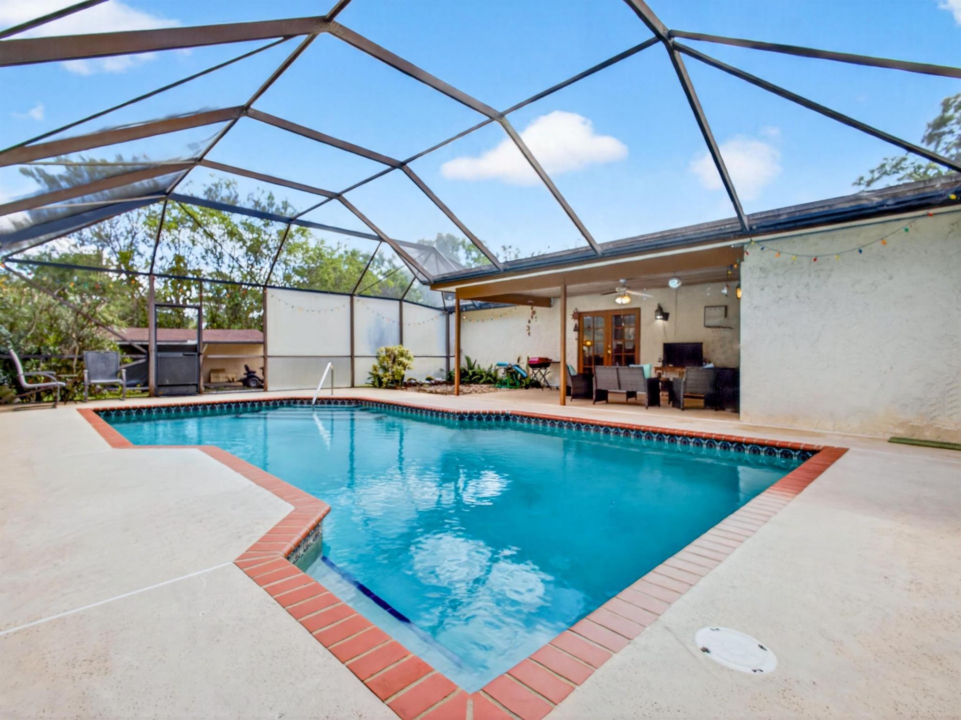 16319 E Cheltenham Drive E, Loxahatchee, FL 33470 Photo