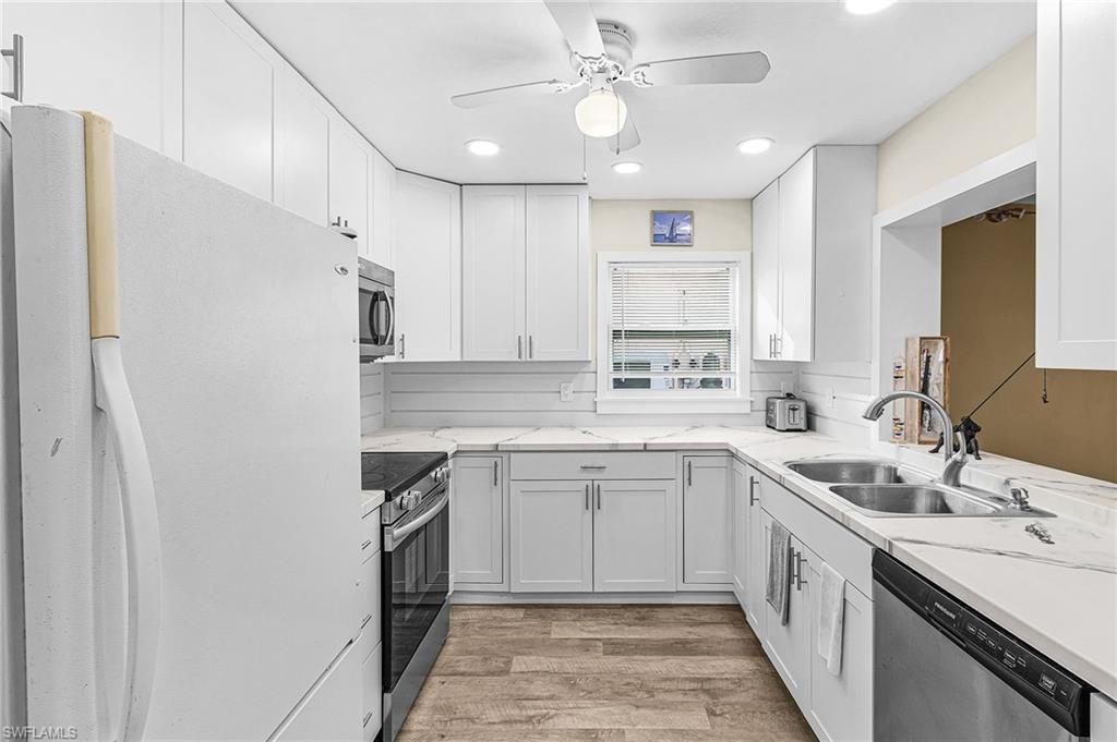 2355 Banana St, Saint James City, FL 33956 Photo