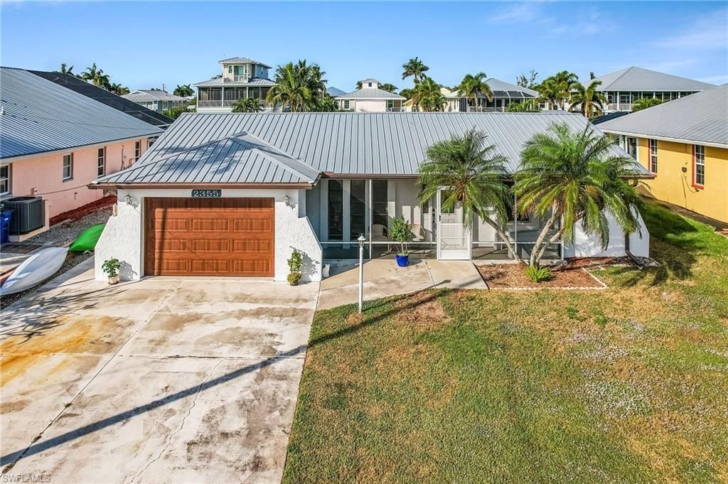 2355 Banana St, Saint James City, FL 33956 Photo