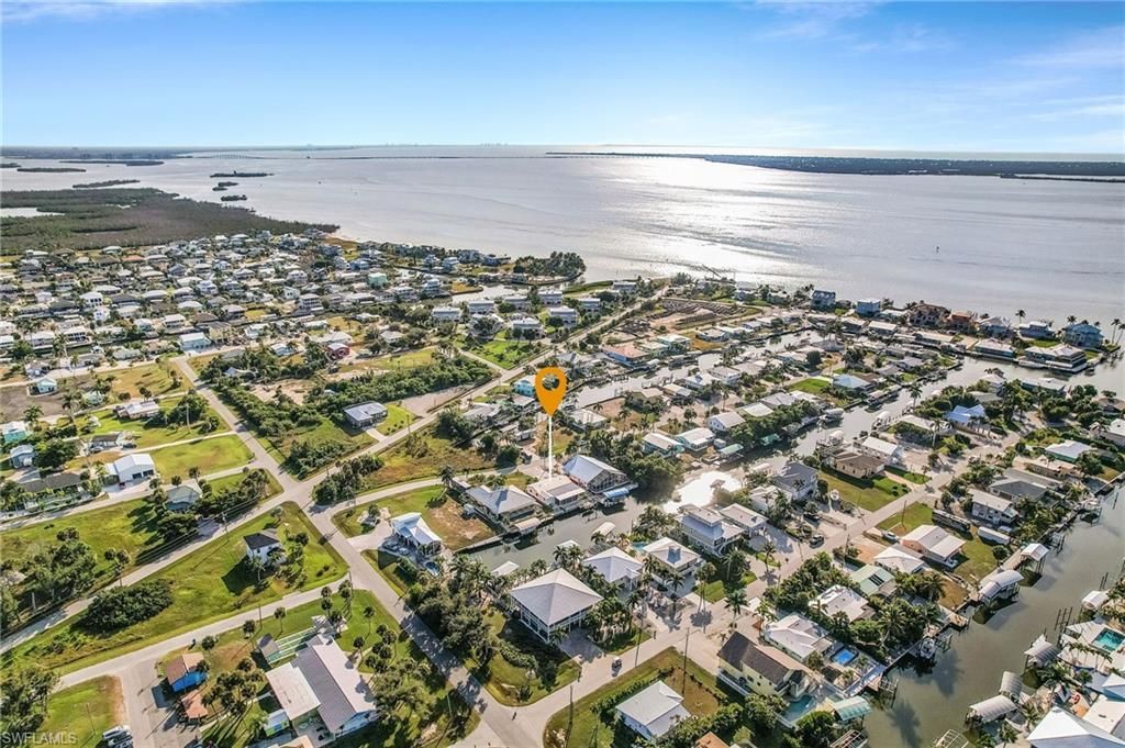 2355 Banana St, Saint James City, FL 33956 Photo