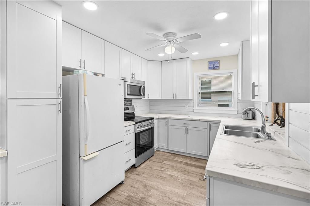 2355 Banana St, Saint James City, FL 33956 Photo