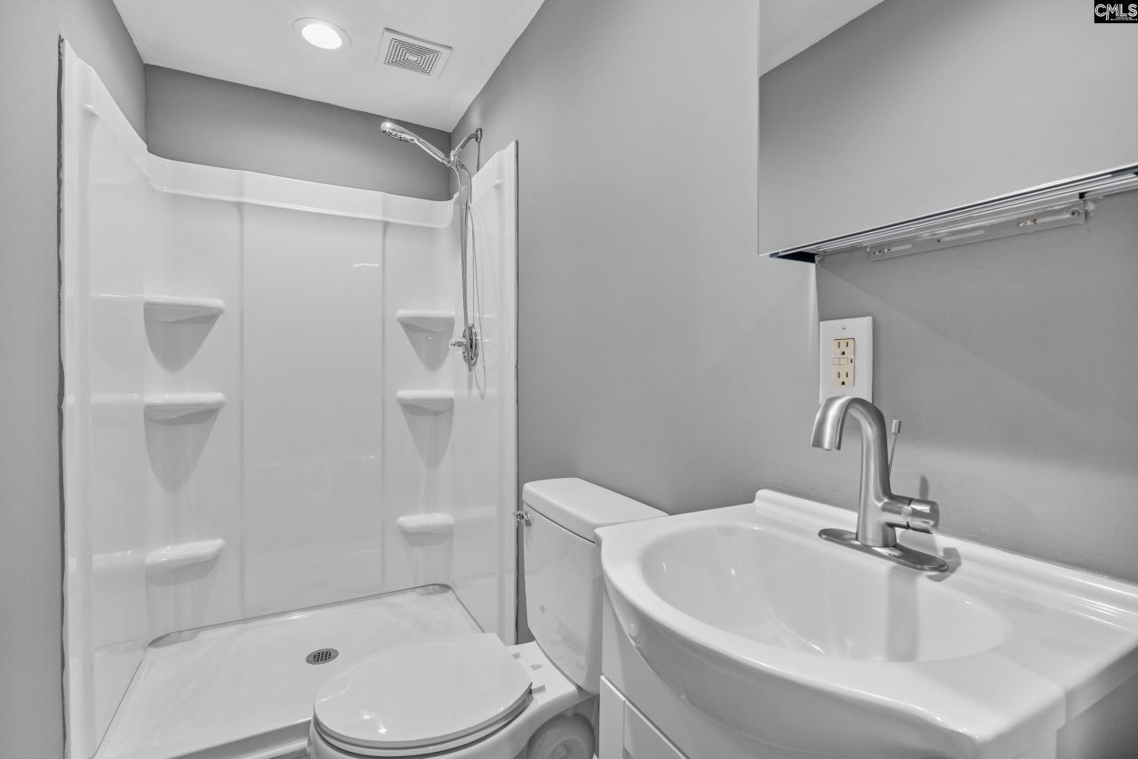 263 Sugar Loaf Road Photo 12