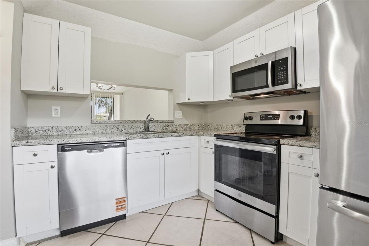 10875 SW 112th Avenue, Unit 202, Miami, FL 33176 Photo
