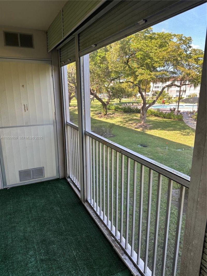 13255 SW 9th Ct, Unit 211G, Pembroke Pines, FL 33027 Photo