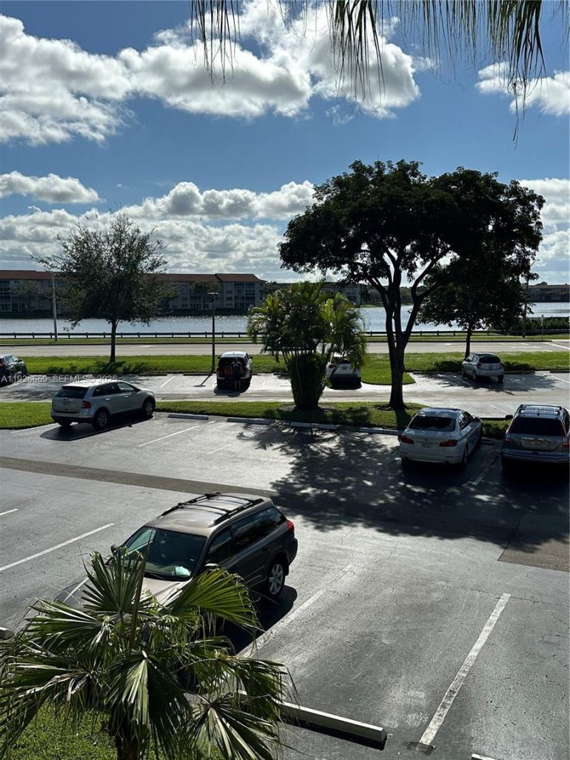 13255 SW 9th Ct, Unit 211G, Pembroke Pines, FL 33027 Photo