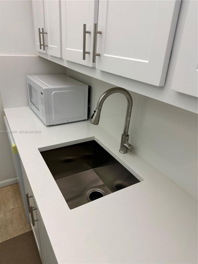 13255 SW 9th Ct, Unit 211G, Pembroke Pines, FL 33027 Photo