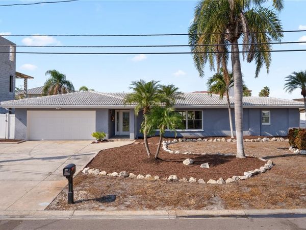 2250 LAGOON DRIVE, DUNEDIN, FL 34698