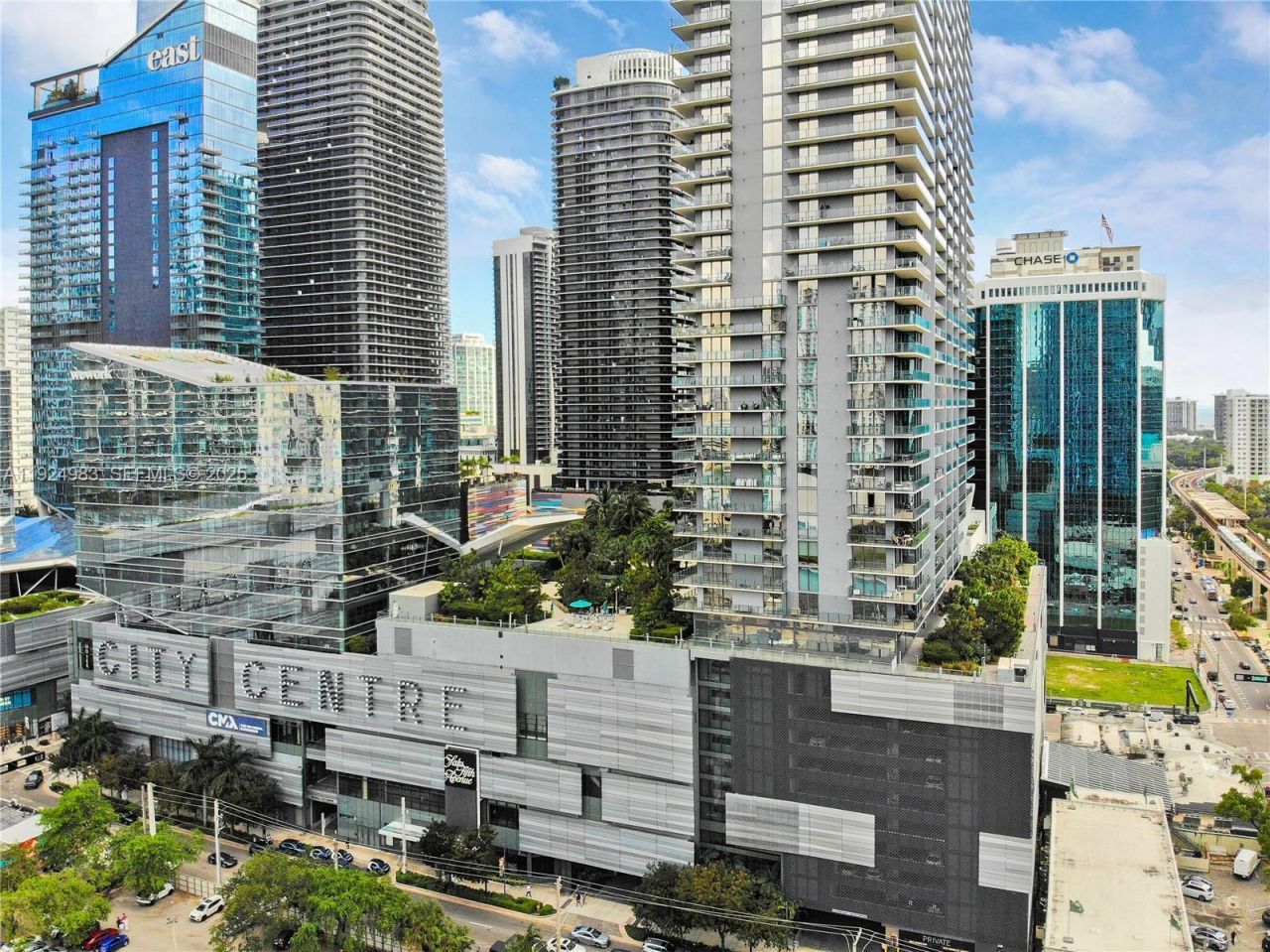 88 SW 7th St, Unit 2008, Miami, FL 33130 Photo