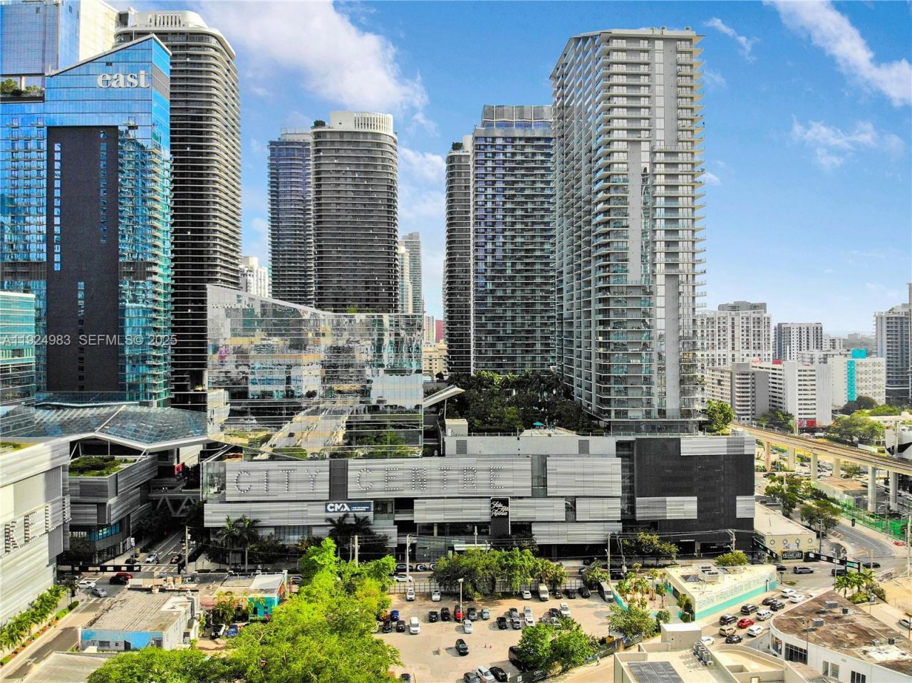 88 SW 7th St, Unit 2008, Miami, FL 33130 Photo