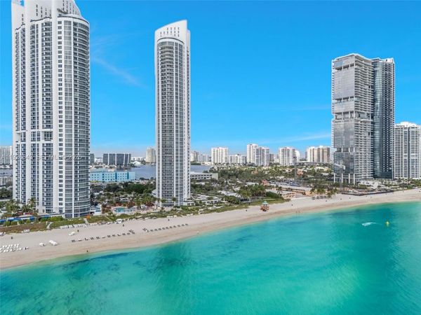 18201 Collins Ave, Unit 3907, Sunny Isles Beach, FL 33160