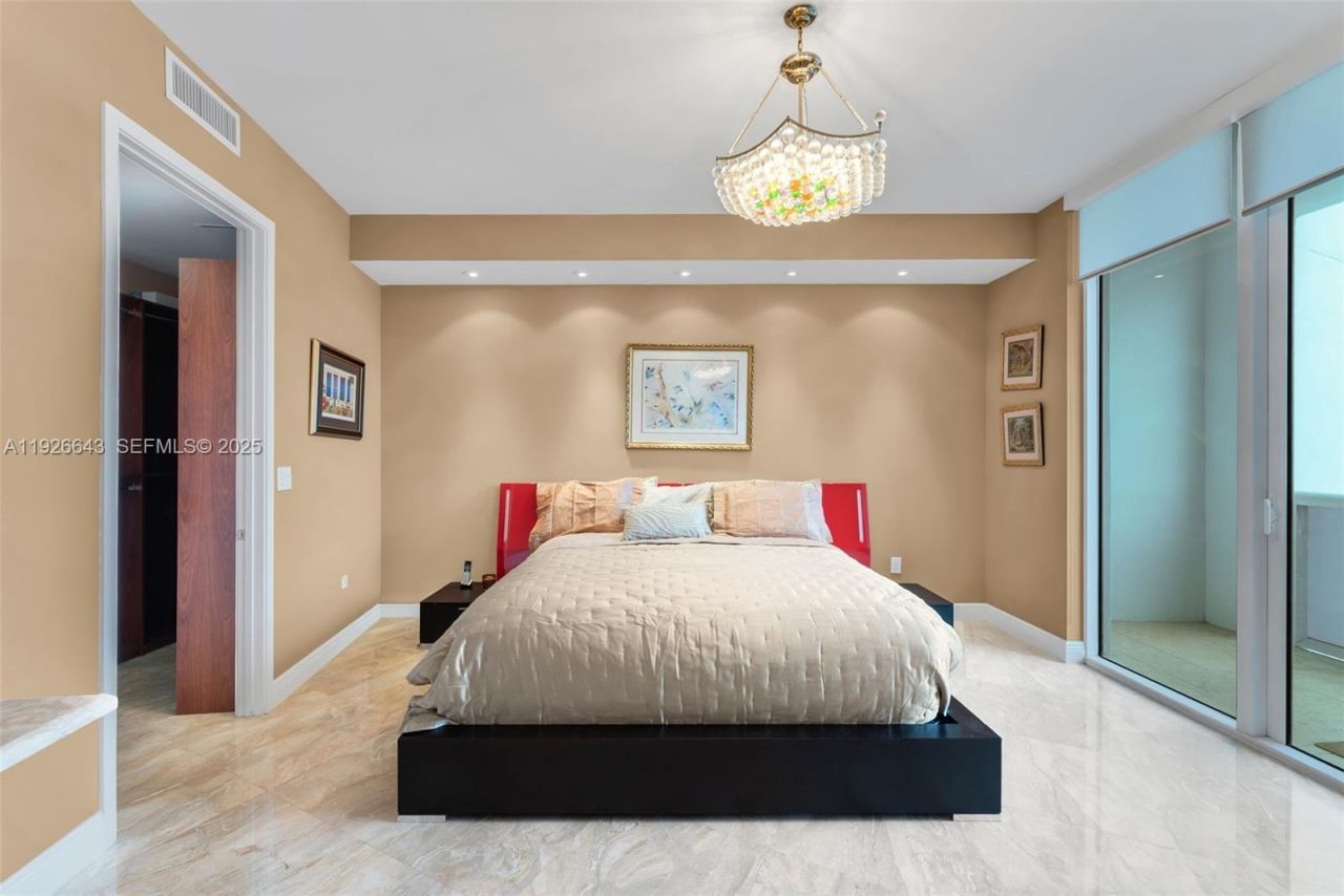 18201 Collins Ave, Unit 3907, Sunny Isles Beach, FL 33160 Photo