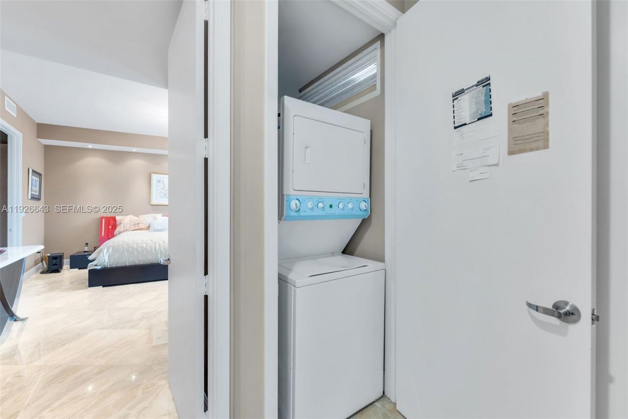 18201 Collins Ave, Unit 3907, Sunny Isles Beach, FL 33160 Photo