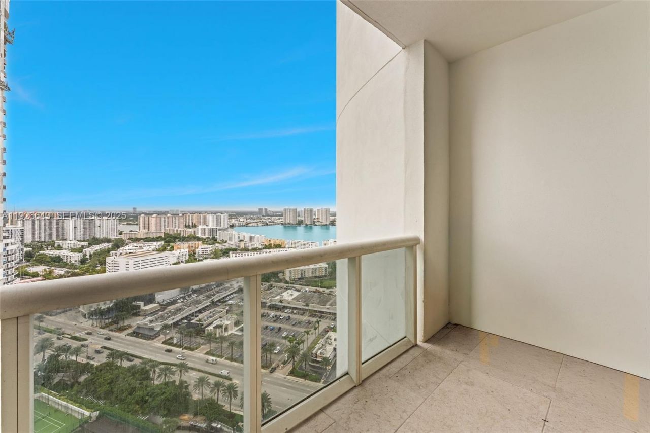 18201 Collins Ave, Unit 3907, Sunny Isles Beach, FL 33160 Photo
