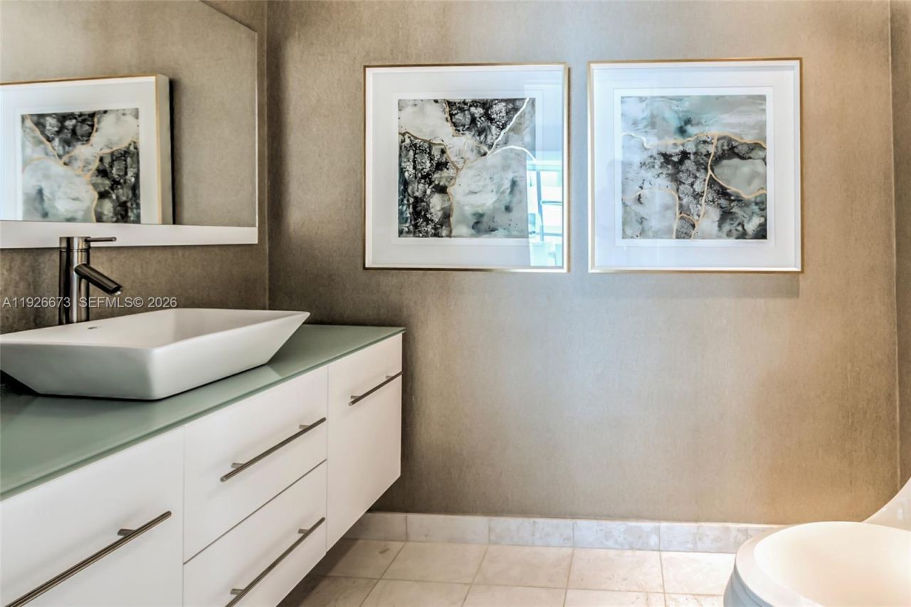 3535 S Ocean Dr, Unit 705, Hollywood, FL 33019 Photo