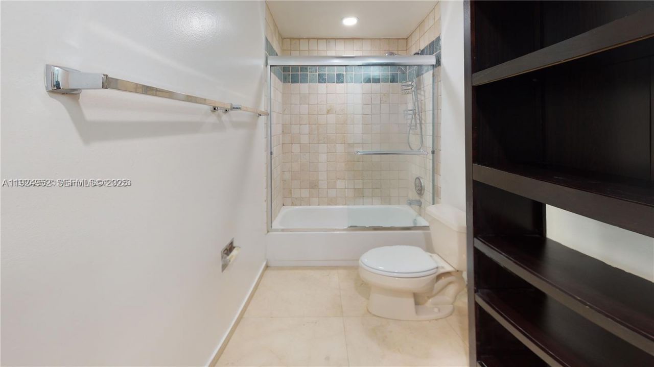 2500 Parkview Dr, Unit 1207, Hallandale Beach, FL 33009 Photo