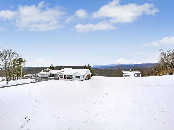 378 Stoneylonesome Rd, Stahlstown, PA 15687