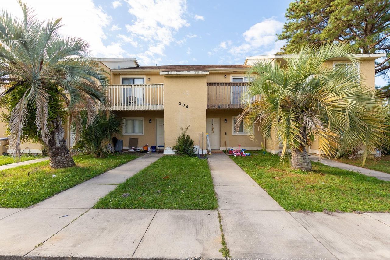 206 Watts Lane, Kissimmee, FL 34743 Photo