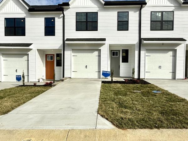 8834 Chapman Trace Way, Knoxville, TN 37920