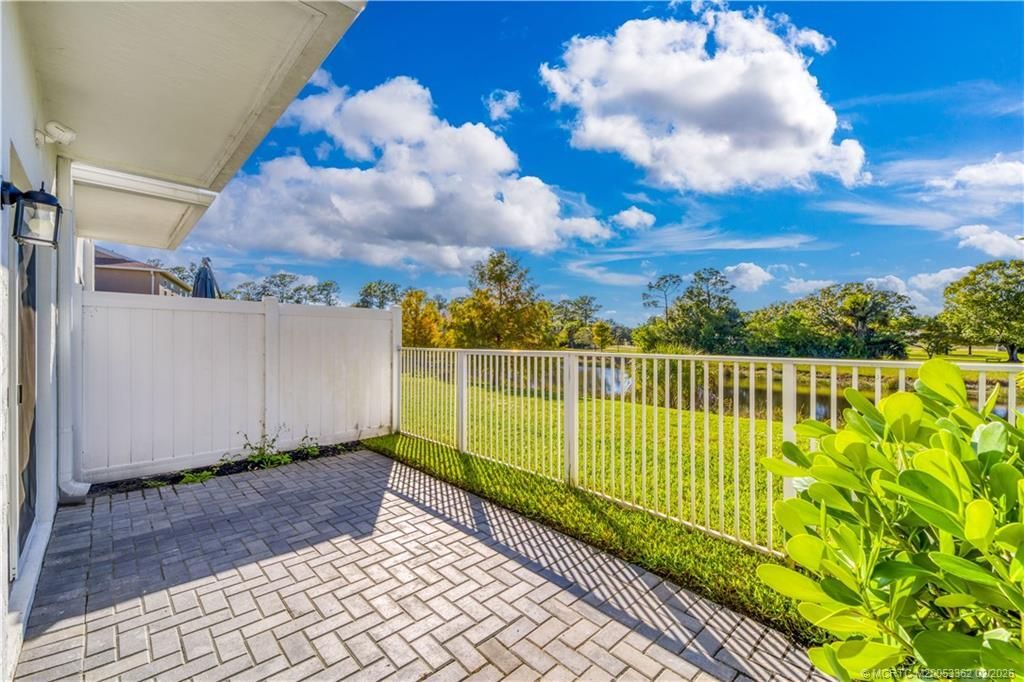 668 NE Waters Edge Lane, Port Saint Lucie, FL 34983 Photo