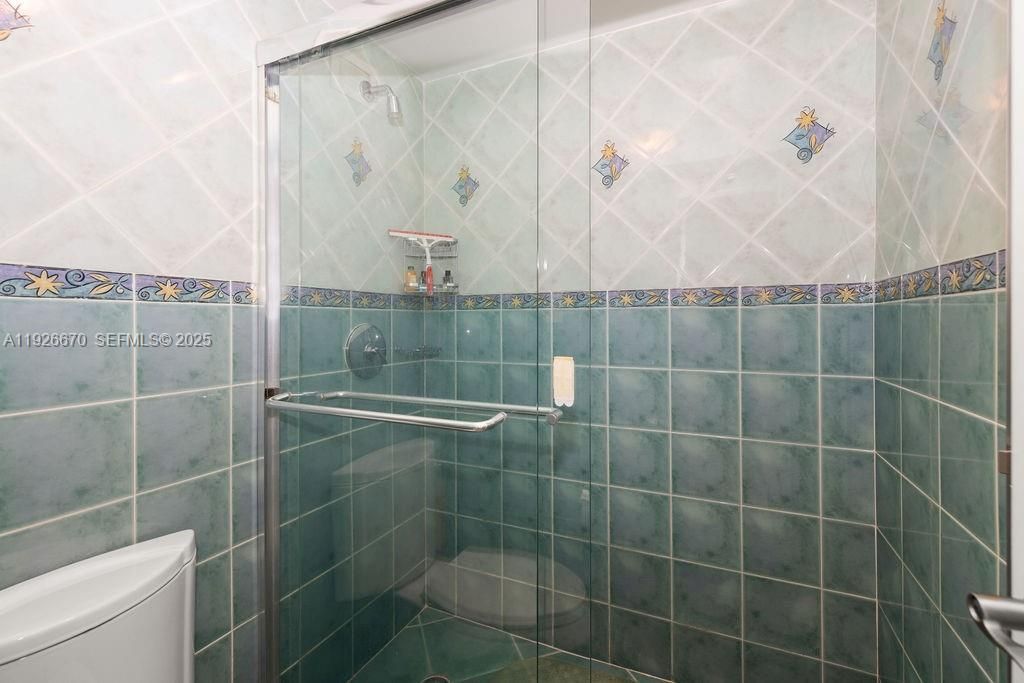 100 Lincoln Rd, Unit 702, Miami Beach, FL 33139 Photo