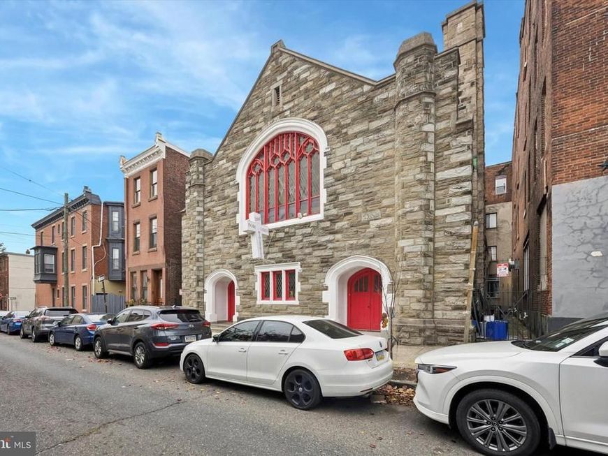 626 30 N 21st Street, Philadelphia, PA 19130 Main Photo