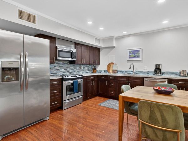 1655 E Palm Canyon Drive, Unit 511, Palm Springs, CA 92264